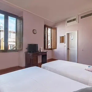 2* Ξενοδοχείο Costantini